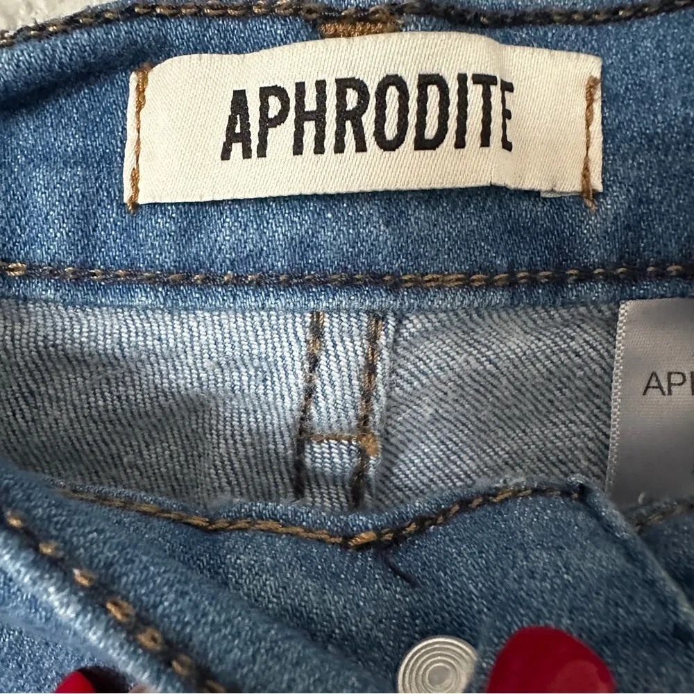 Aphrodite Women’s Shorts Medium Wash Super High Waisted Distressed‎ Size 3X​ - Image 5