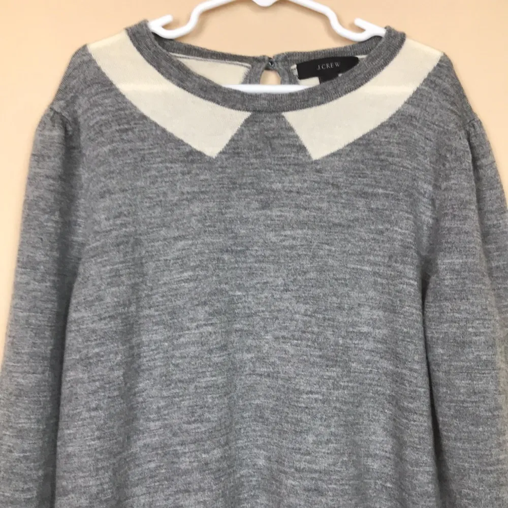 J. Crew Women’s Merino Wool Knit Bib Collar Design Gray Cream 7/8 Sleeve Sweater - Image 2