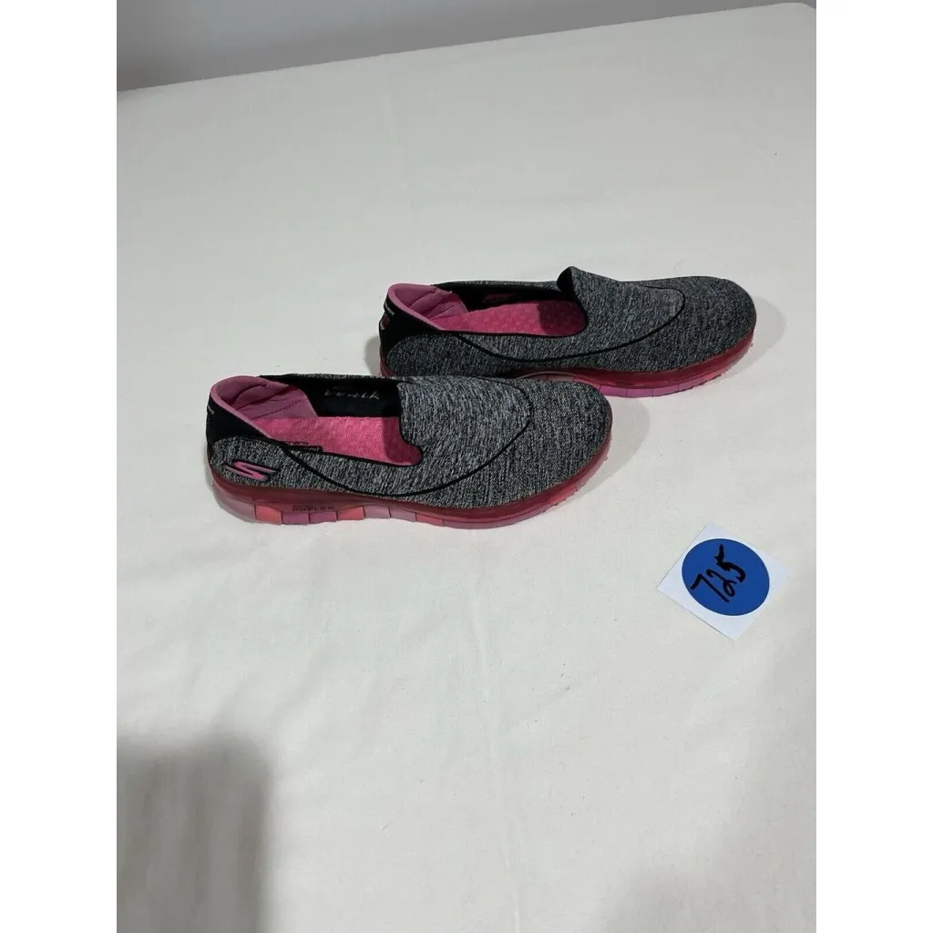 Woman’s Slip On Sketchers Goga Mat Quick Fit Flex Black & Pink 8 Sneaker Stk#725 - Image 2