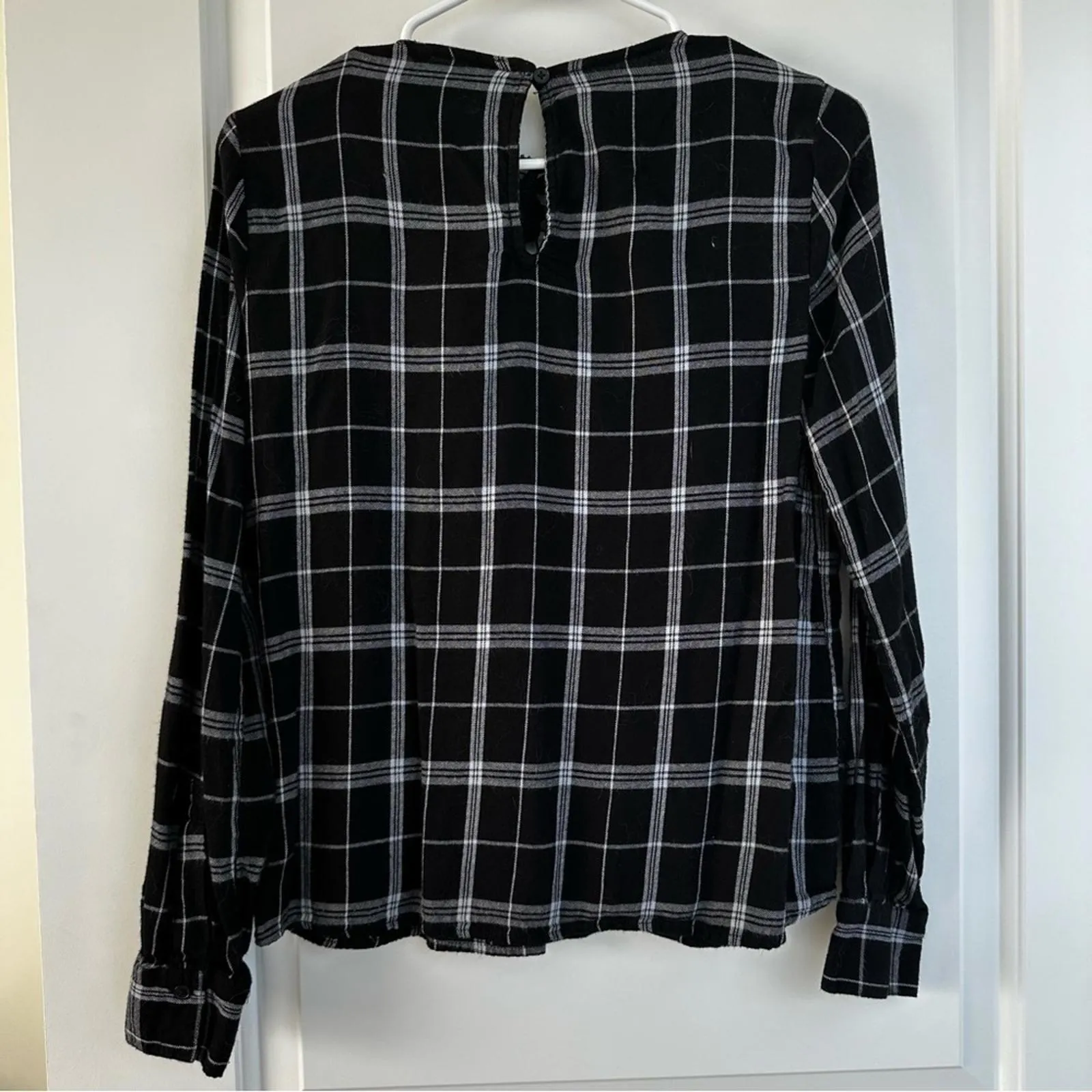 Simply Vera Vera Wang Lace & Plaid Long Sleeve Top Black Gray Size XS - Image 2