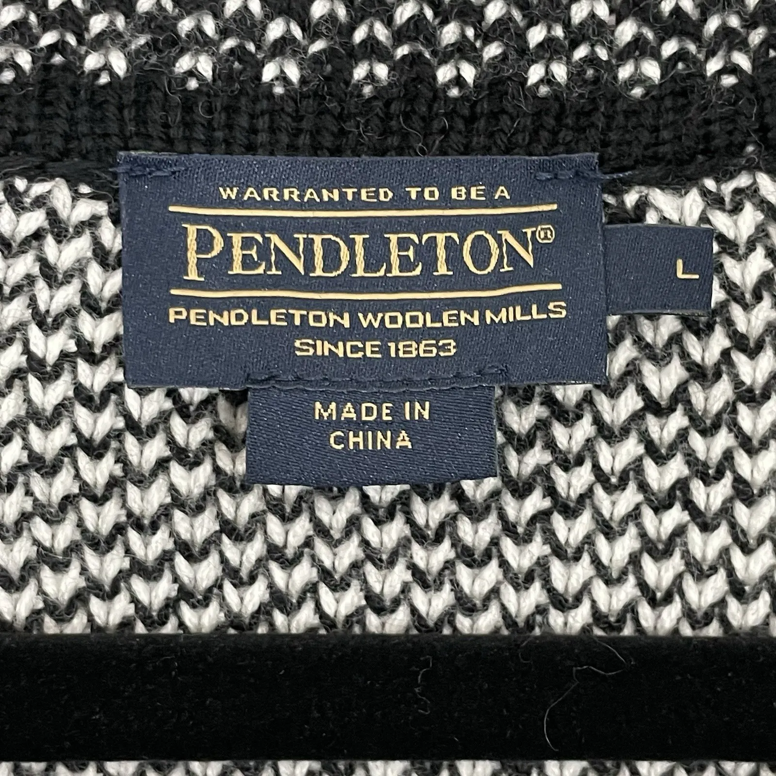 Pendleton Merino Wool Coatigan LARGE Black White Plaid Sweater Cardigan Jacket - Image 8