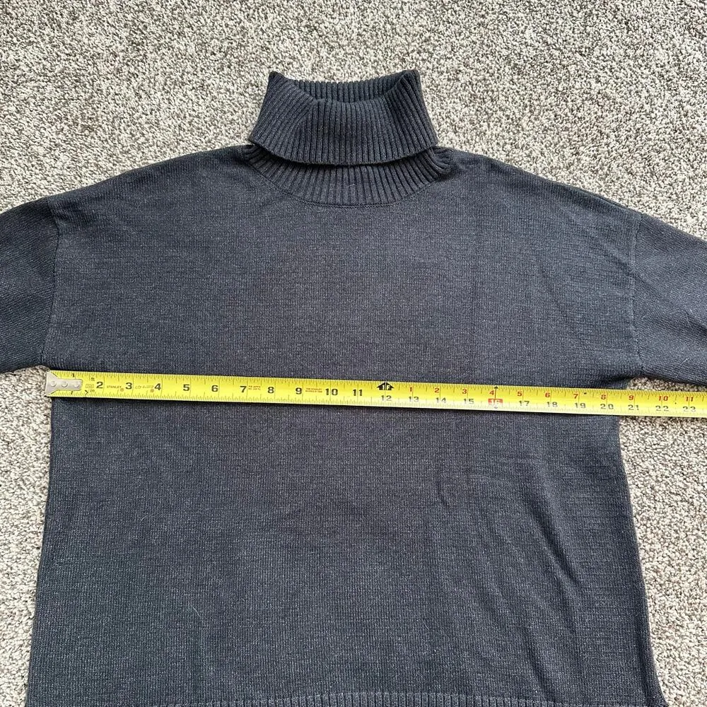 Saks Fifth Avenue dark gray turtleneck knit sweater size S - Image 8