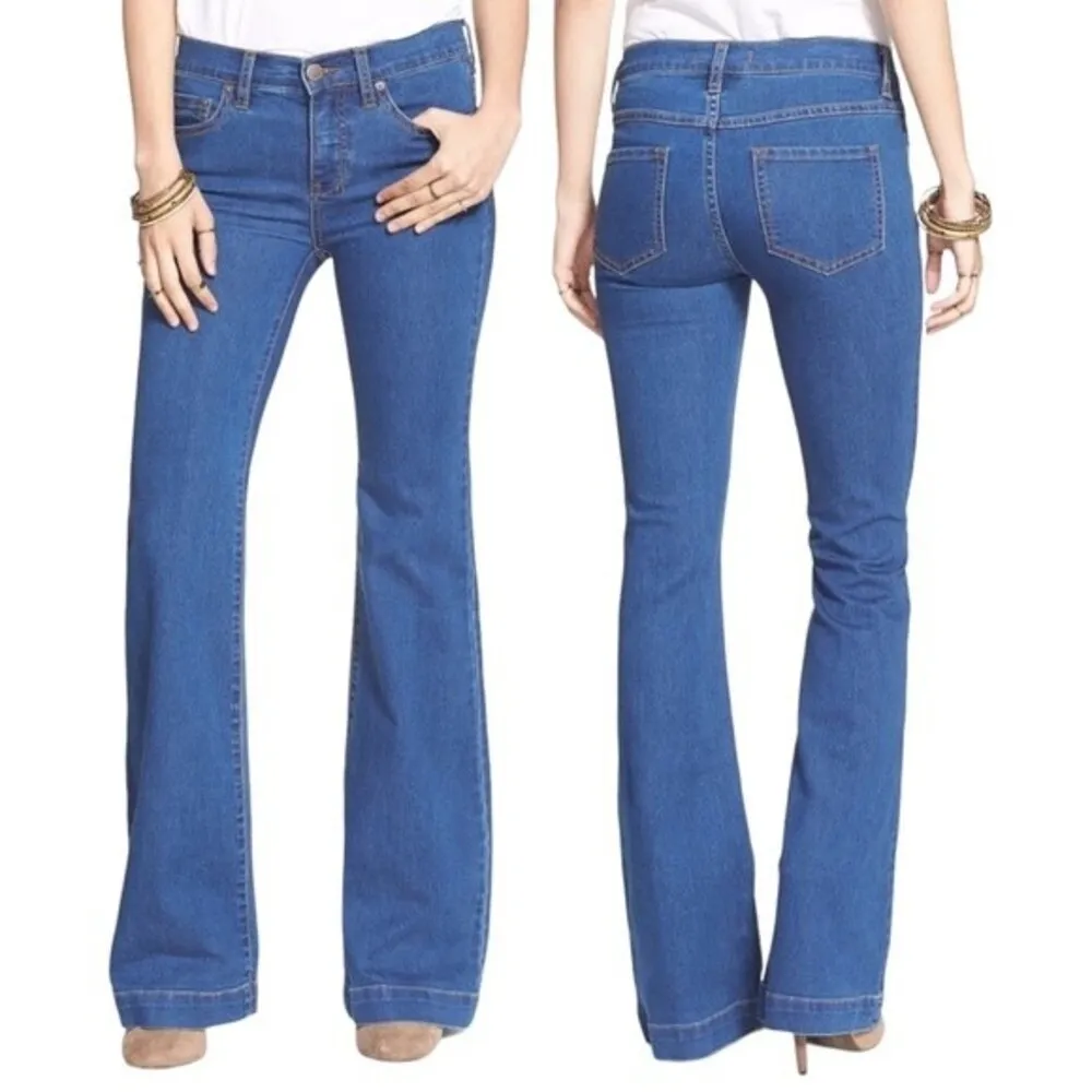 Free People Gummy Flare Jeans Mid Rise Dallas Medium Wash Stretch Denim Size 29 - Image 13