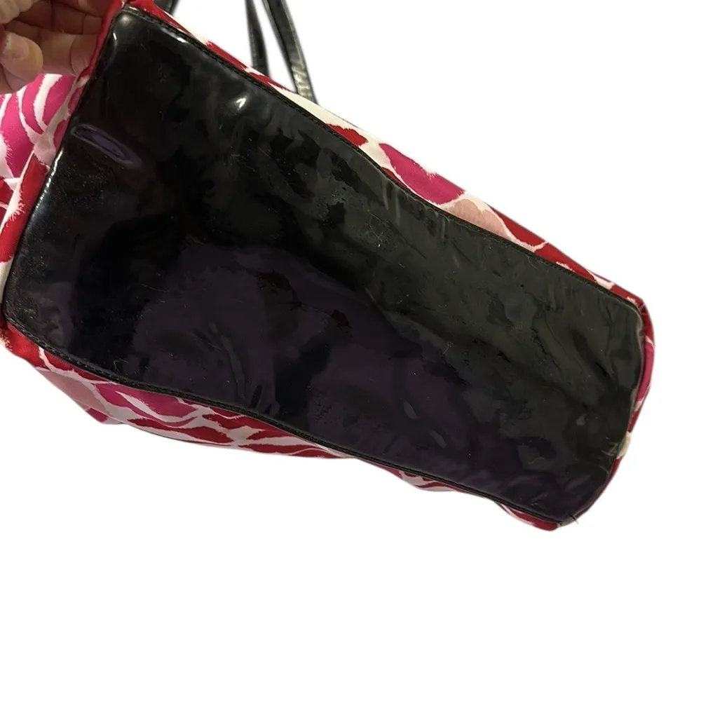 LULU Guinness with Red Pink Lips Kisses Tote Bag Shoulder Bag 14 x 13 x 5.5 inch - Image 5