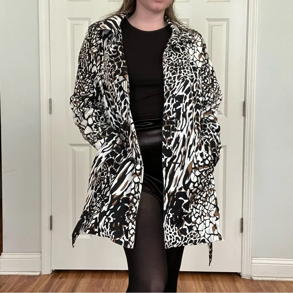 Appraisal | Animal Print Trench Coat Size M - Image 2