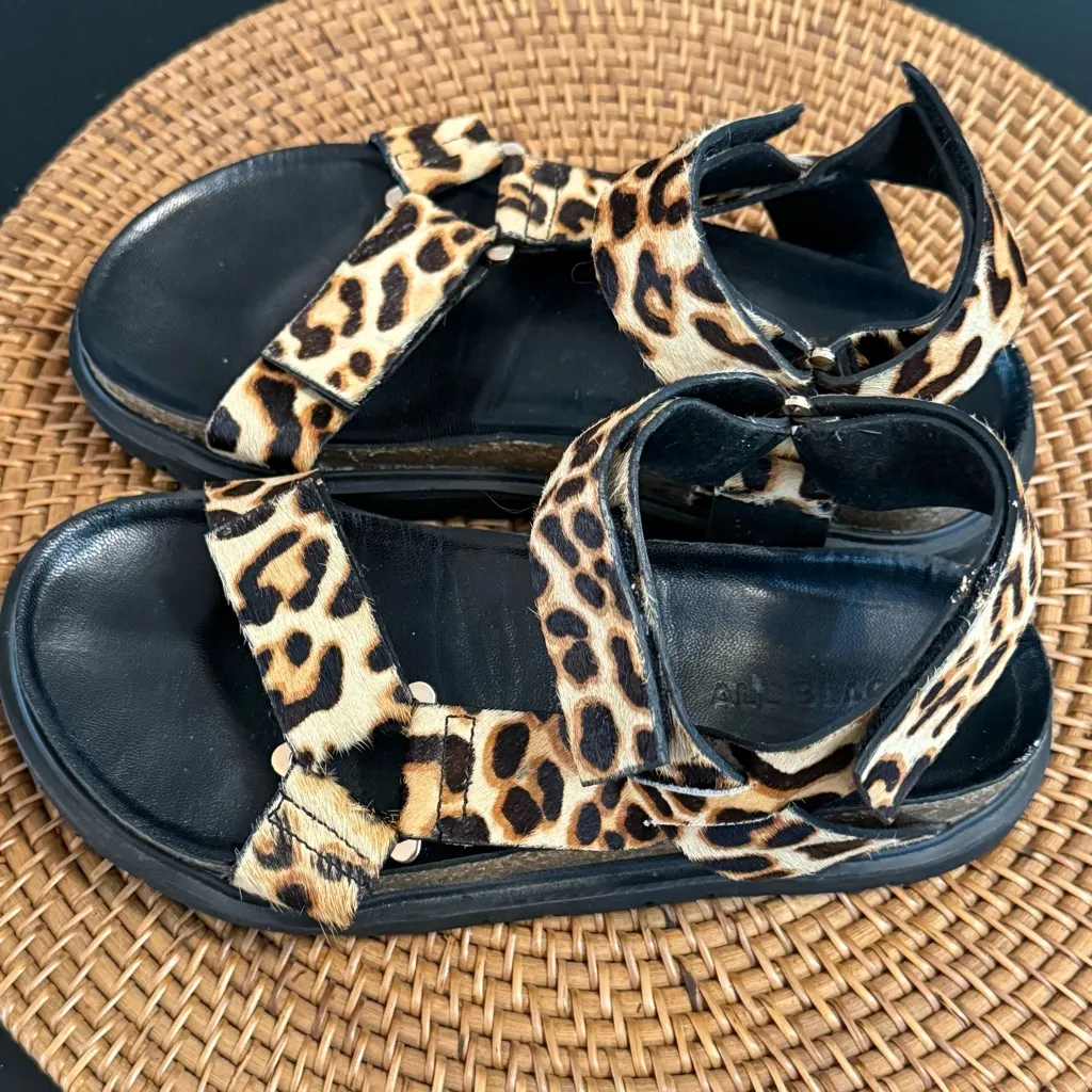 All black brand, jungle low form Leopard Print cow fur Sandals with Black Soles Brown Size 7 - Image 4