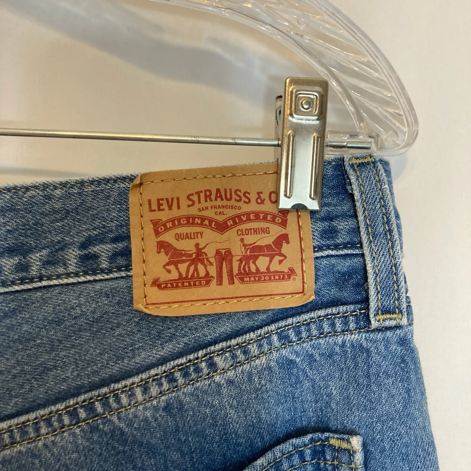 Levi’s Low Pro Straight Vintage 90’s Mid Rise Relaxed Slouchy Blue Denim Jeans Size 28 - Image 10