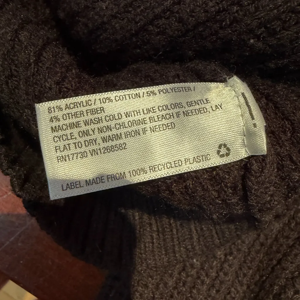 WILD FABLE Mixed Cable Knit Chunky Cardigan Sweater Size Medium - Image 9