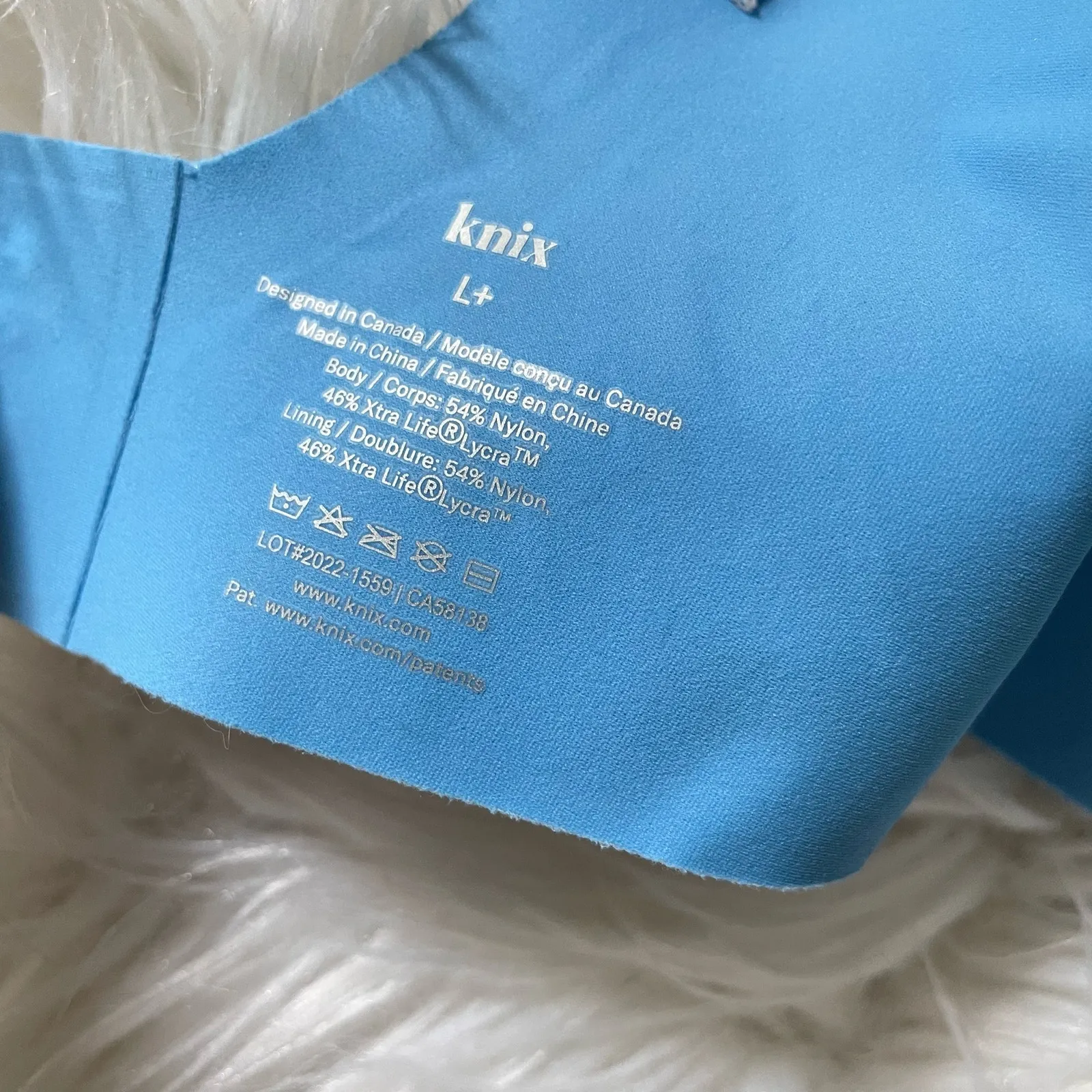 Knix Revolution Wireless Wire Free Seamless V Neck Bra Blue Floral 36 D DD 1+ - Image 10