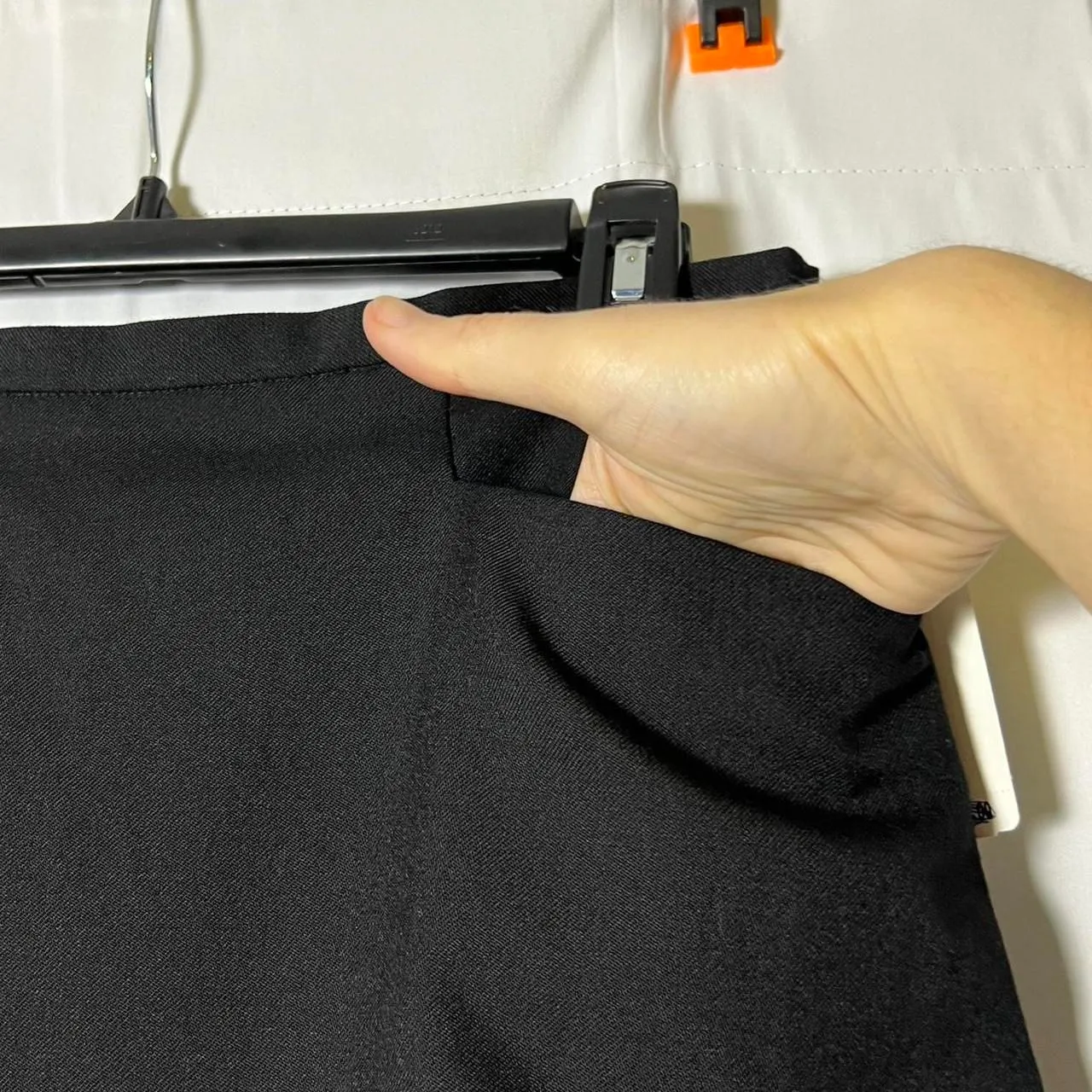 Vintage NWT Evan Picone Women's Wool Blend Black Skirt pockets office siren work - Image 3