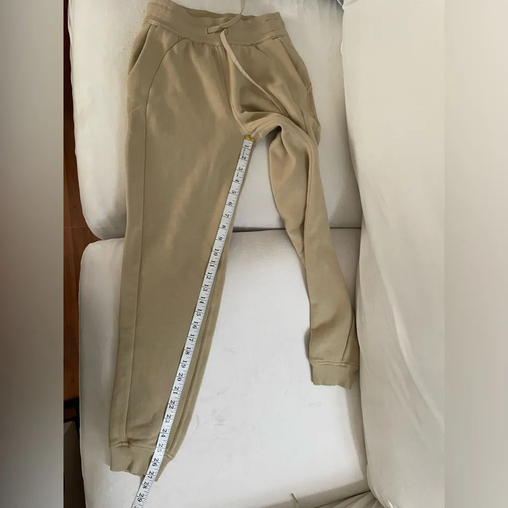 Lululemon Scuba High Rise Joggers Fleece Trench Color Size 2 - Image 12