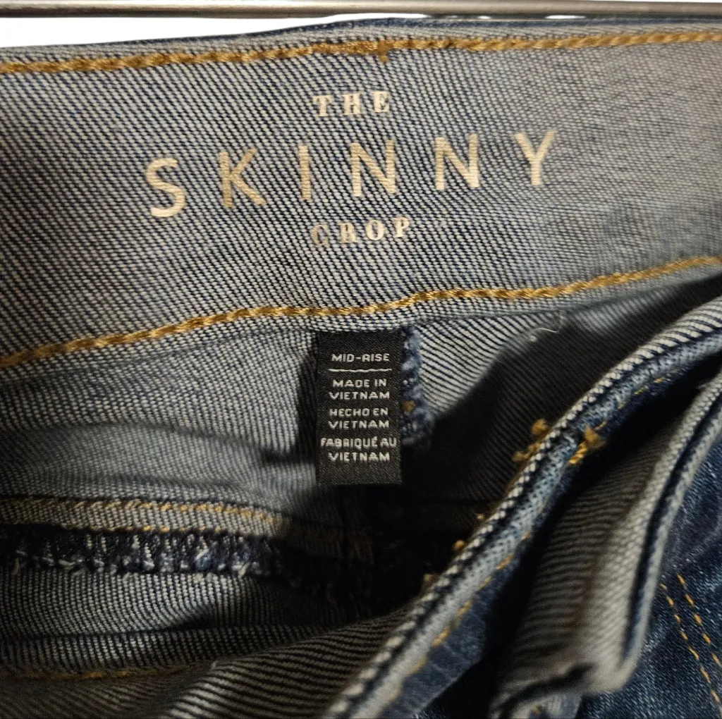 WHBM The Skinny Crop Jeans Size 8 - Image 3