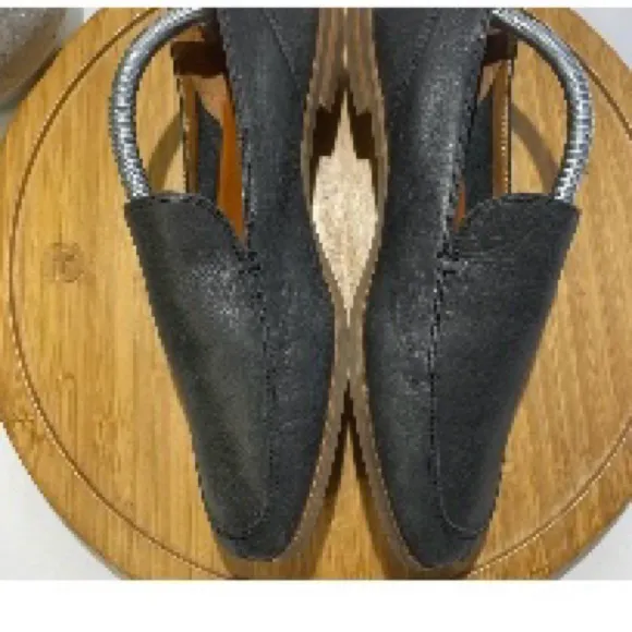 Lucky brand women’s Leather Loafers - Image 3