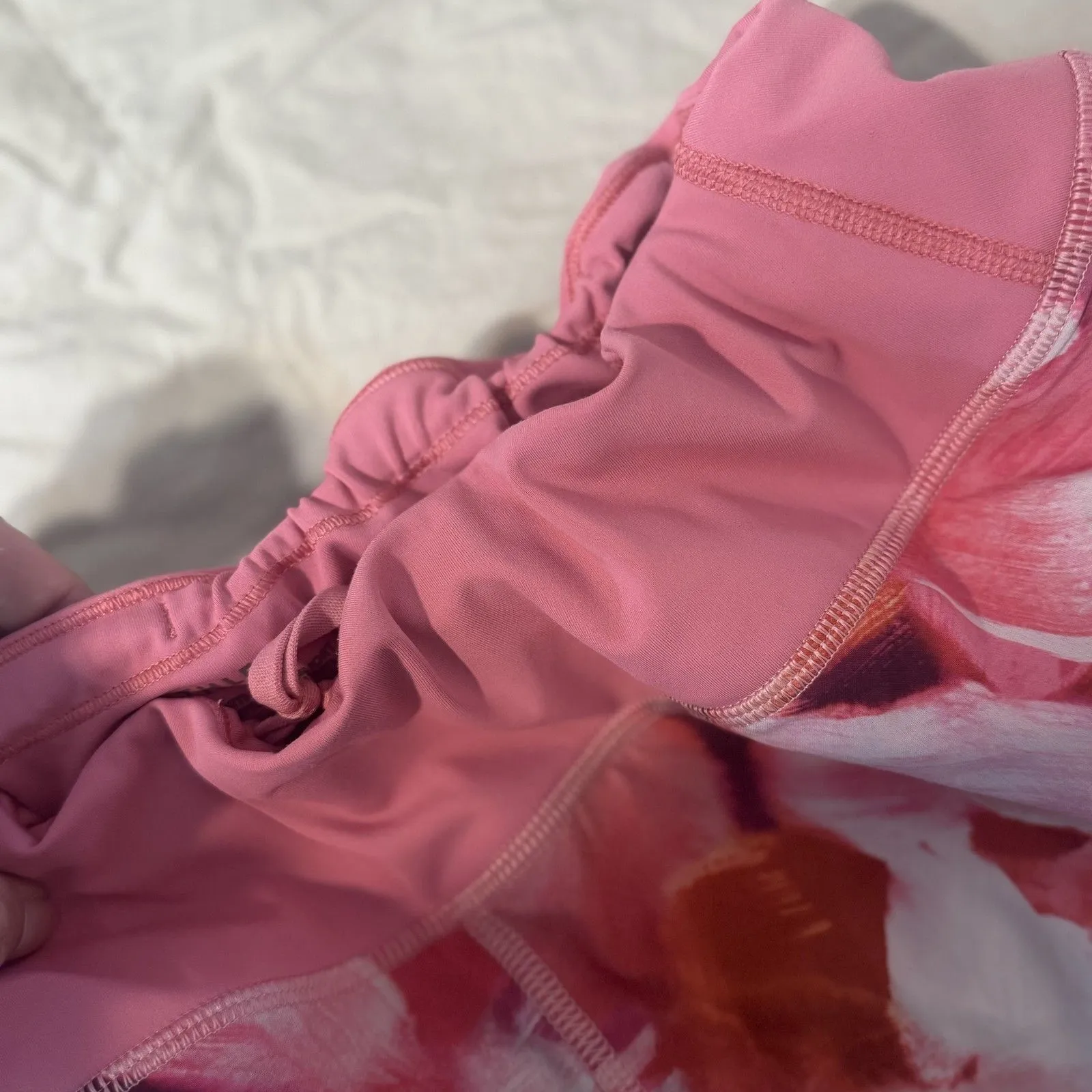 Athleta Printed Run With It Shorts Womens XL Pink Red Athletic 3.5 Inch Pockets - Image 10