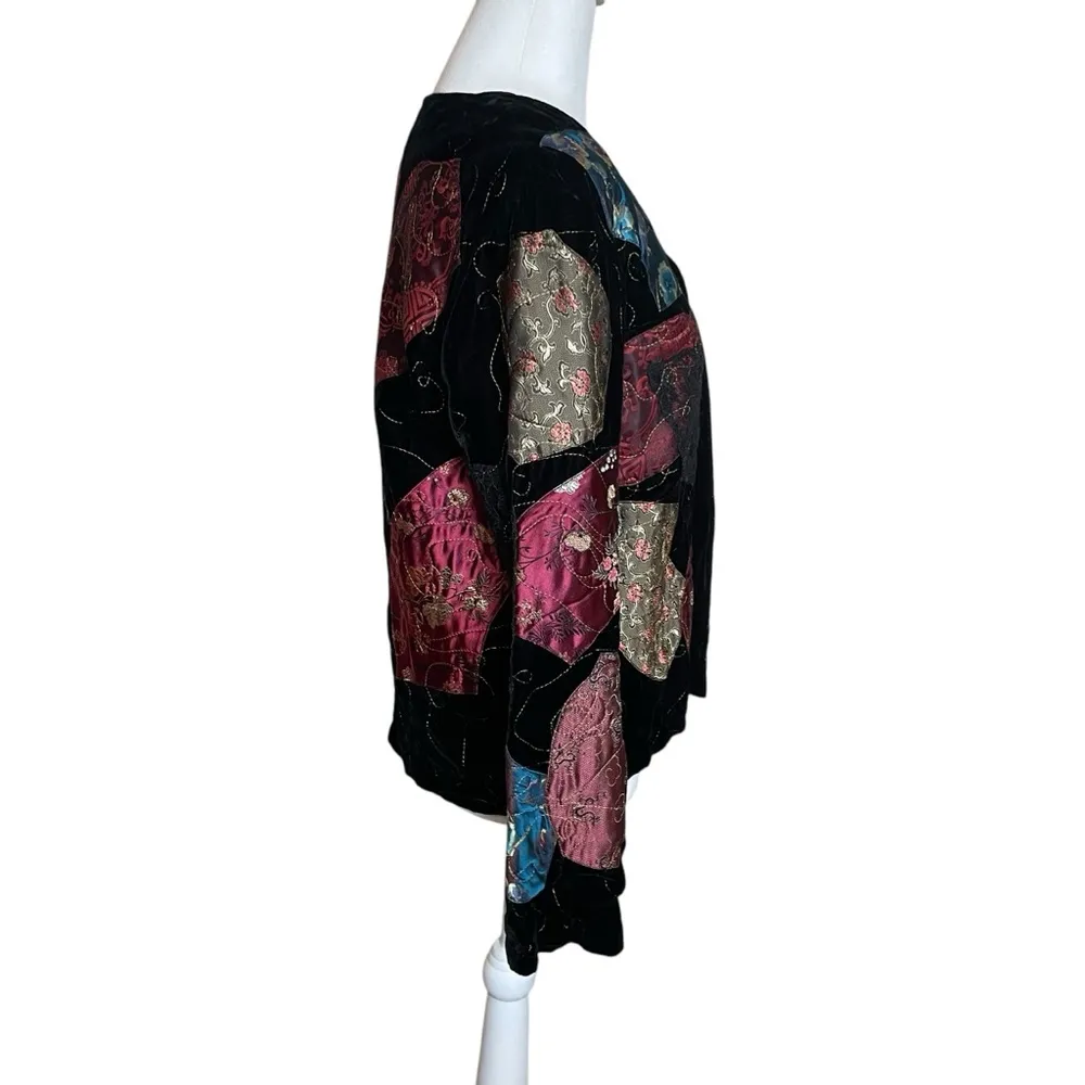 Chico's Black Velvet Patchwork Blazer  Jacket‎ Small Artsy Boho Abstract Grandma - Image 4