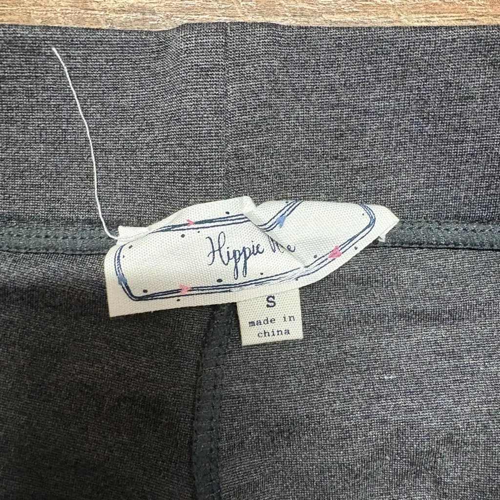 NWT Hippie Rose Gray Ponte Leggings Size Small - Image 3