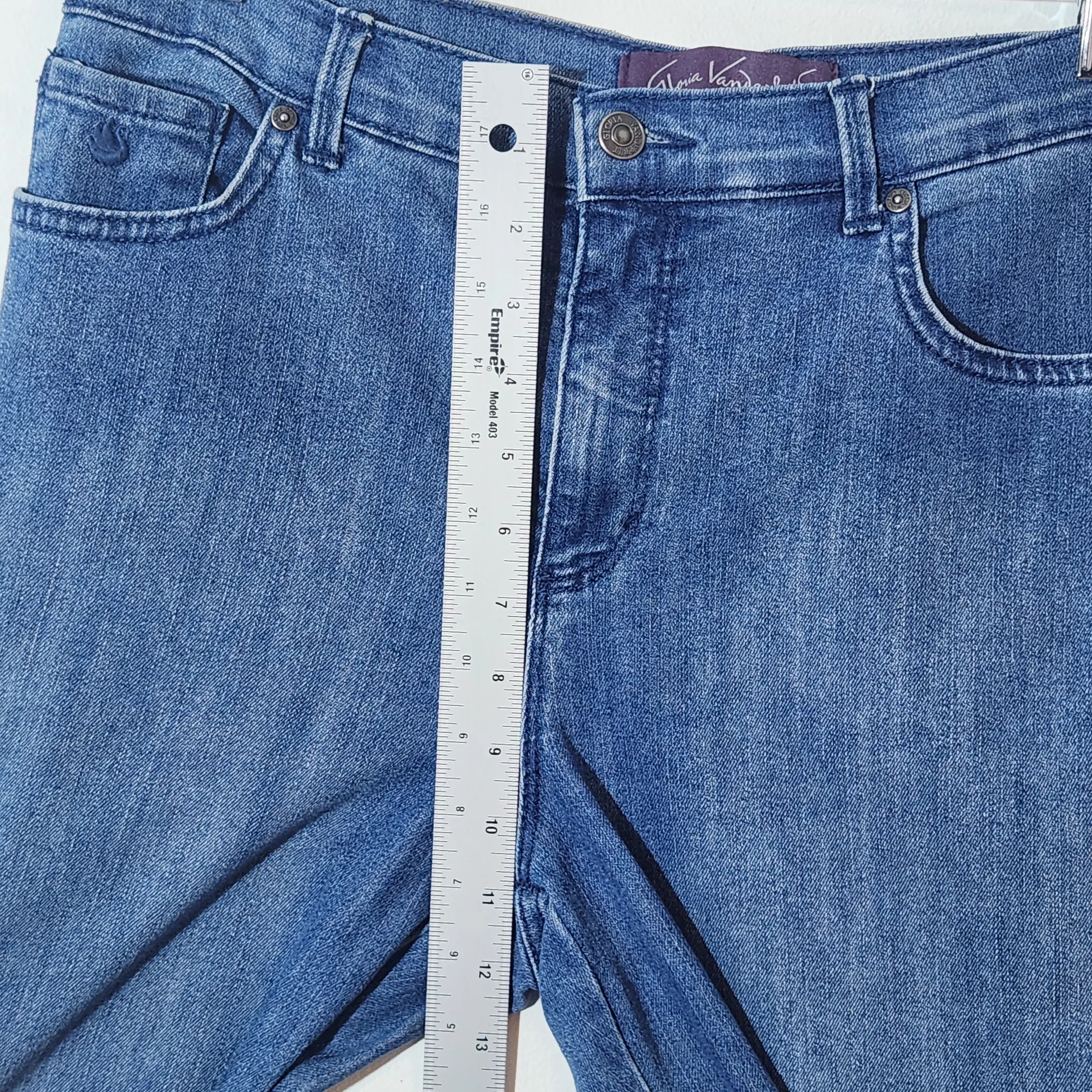 Gloria Vanderbilt Medium Wash Jeans Size 10 Petite - Image 7