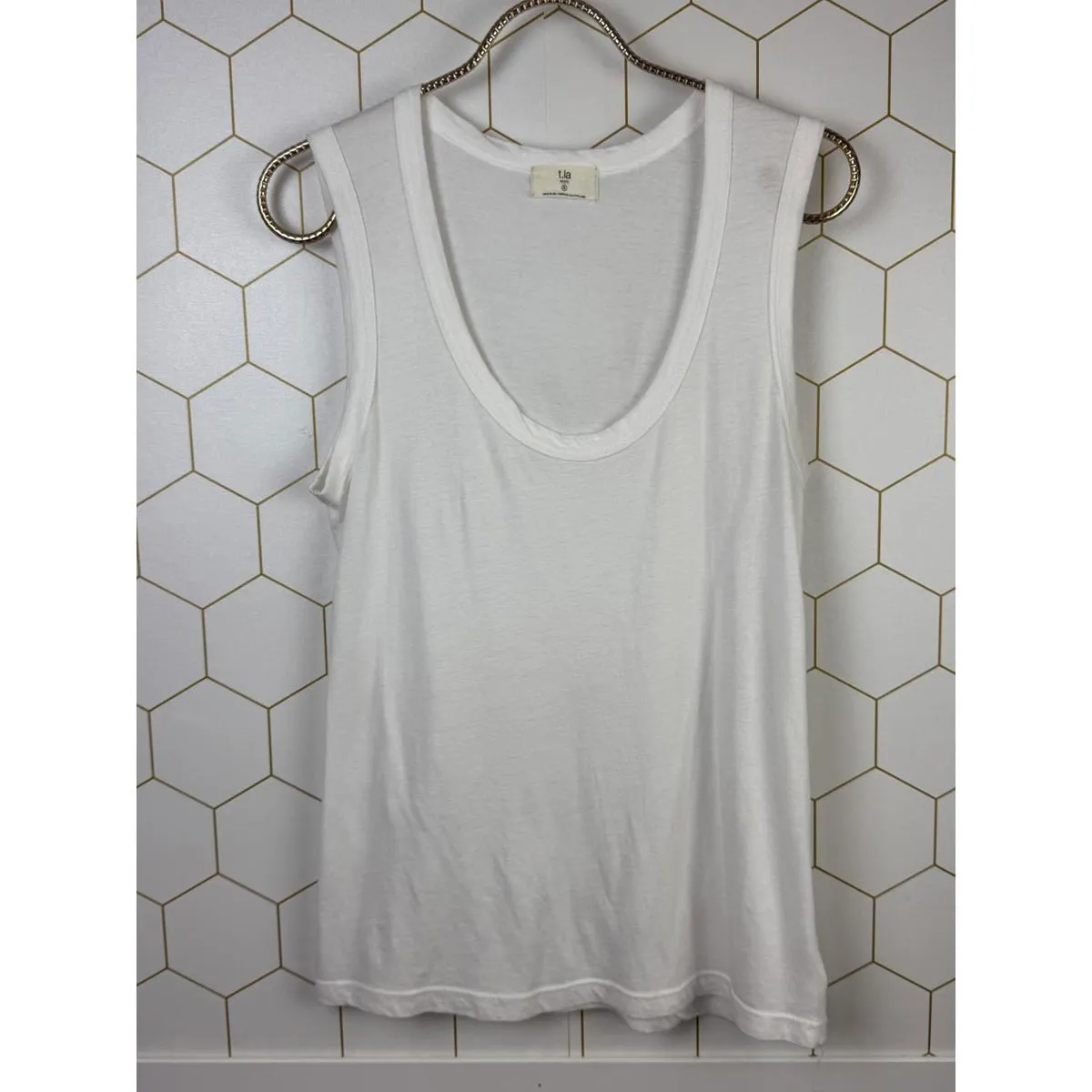 T.la from Anthropologie White Scoop Neck Tank - Image 5