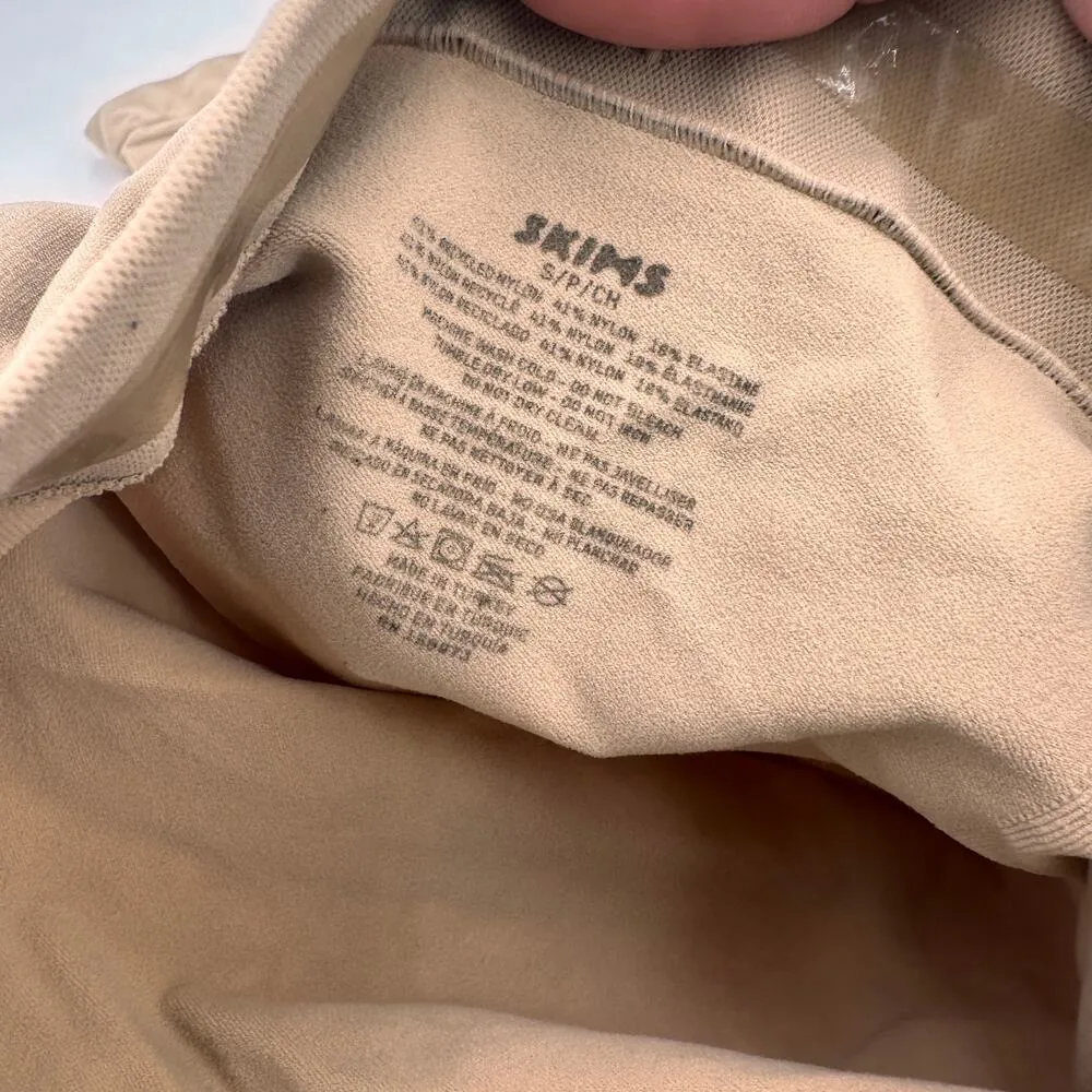 Skims Seamless Sculpt Sculpting Mid Thigh Short Size Small NWOT - Image 5