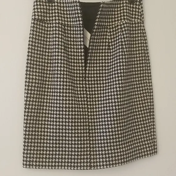 NWT Banana Republic Skirt NEW w tag - Image 3