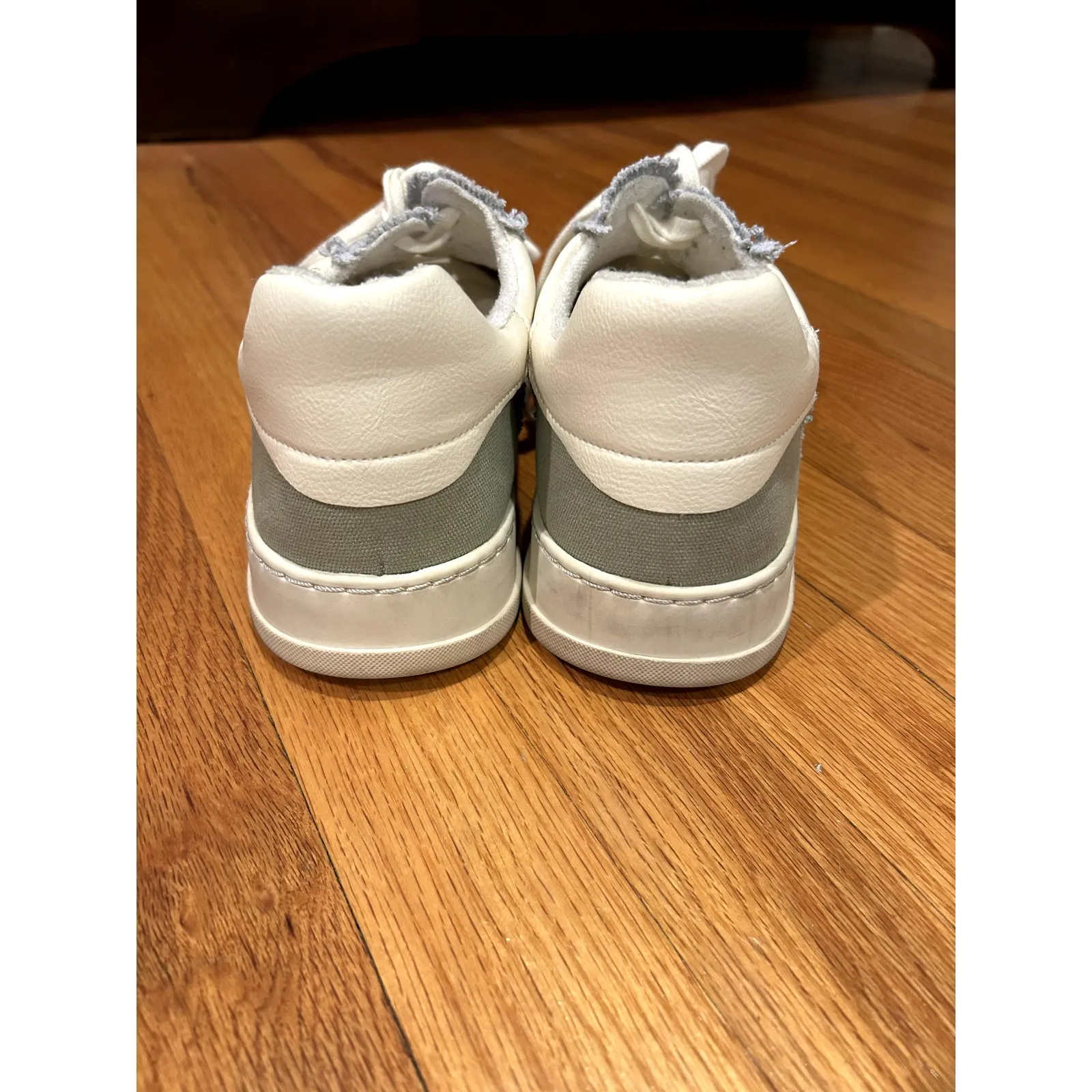 Mia Race Sneaker Women's Size 11 Multicolored Frayed Detail Colorful Casual Chic - Image 4