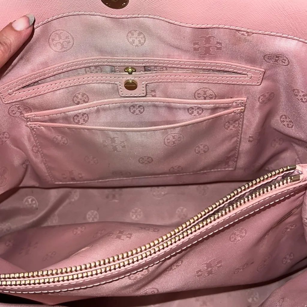 Tory Burch Pink Tote Bag with Signature Logo satchel Barbie, staple piece - Image 11