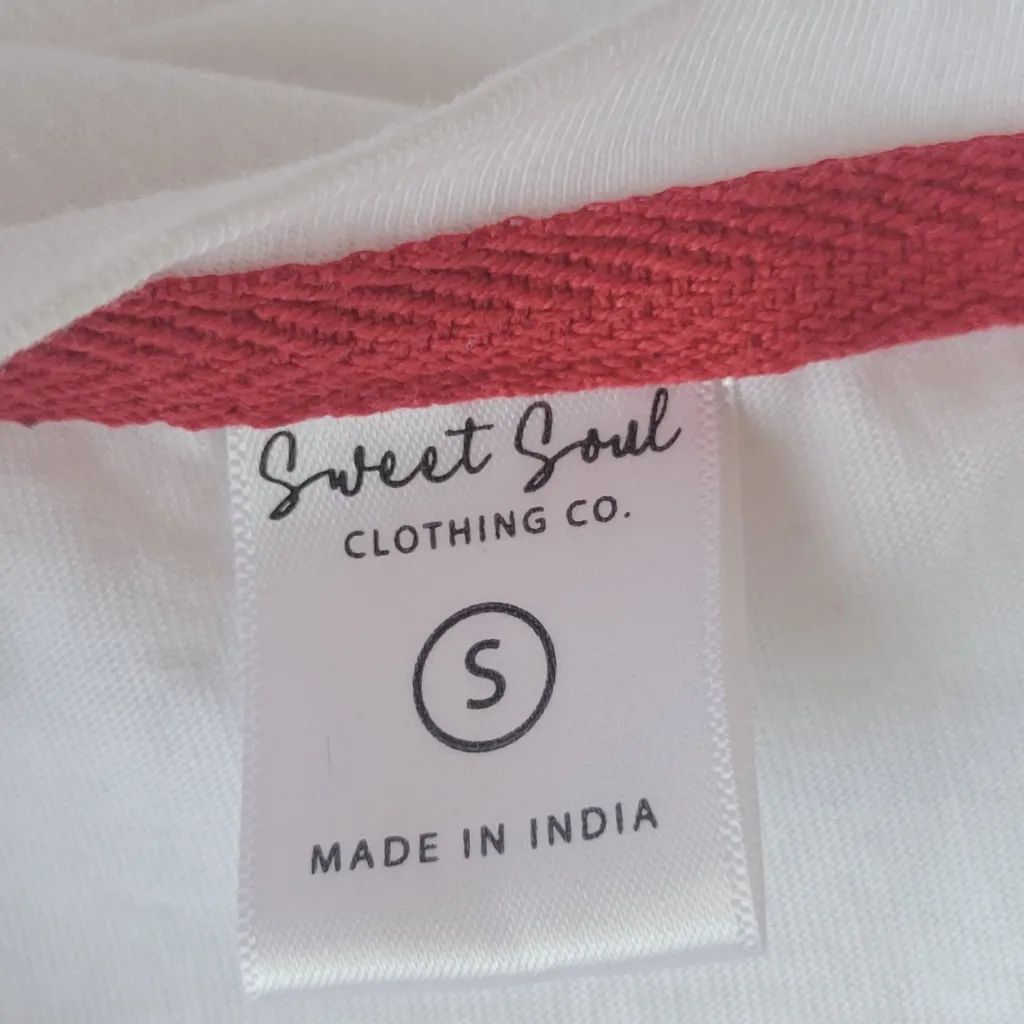 Sweet Soul Co White Short Sleeve Tee with Hearts - Image 4