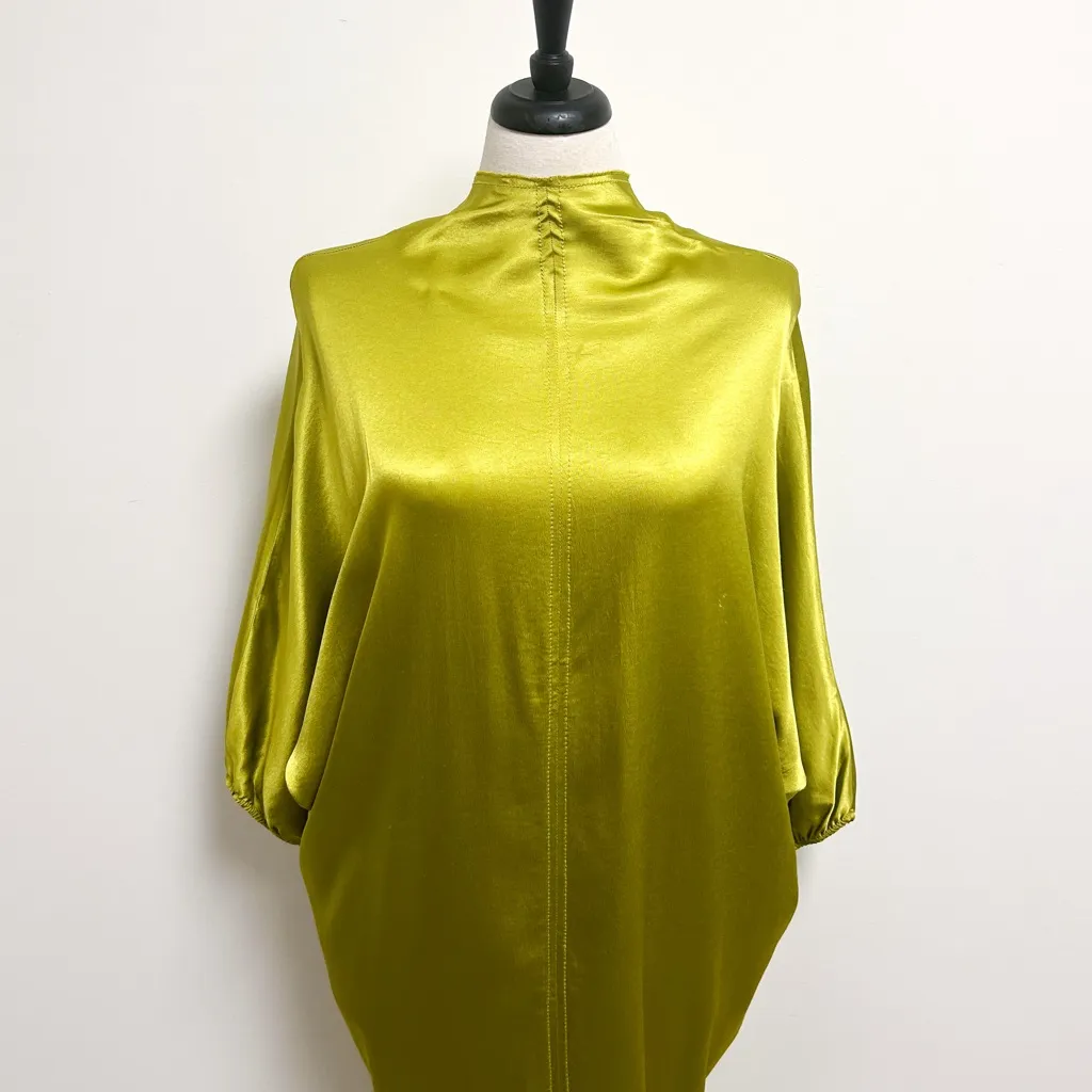Zara Green Satin 3/4 Dolman Sleeve Tapered Back Tie V Line High Neck Dress NWT - Image 5