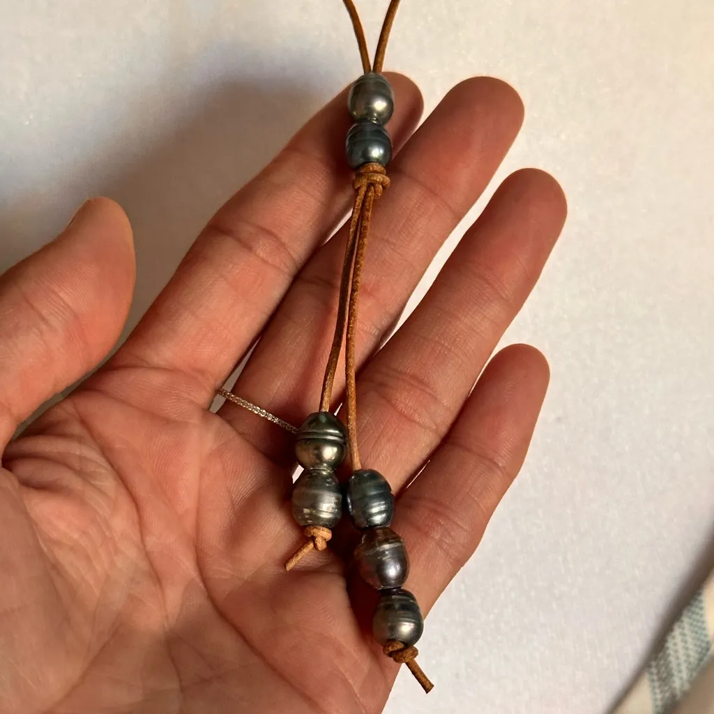 203A. Freshwater Baroque Pearls on Leather Knotted Drop Necklace Handmade Black - Image 2