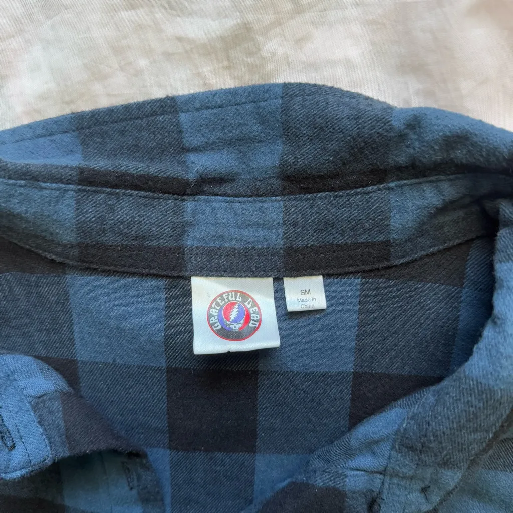 Grateful Dead Flannel Shirt Blue/Black Graphic Button Down Logo Size Small - Image 7