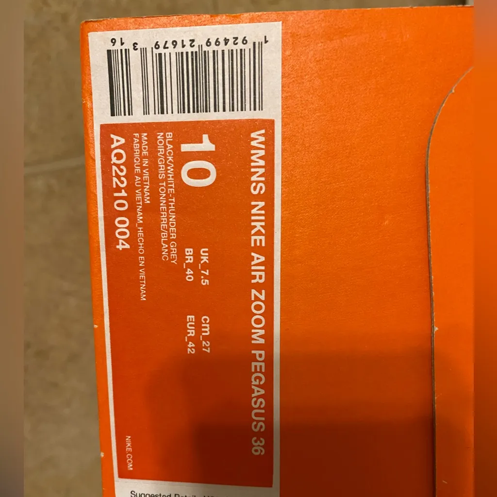 Nike womens Air Zoom Pegasus 36 Running - Image 5