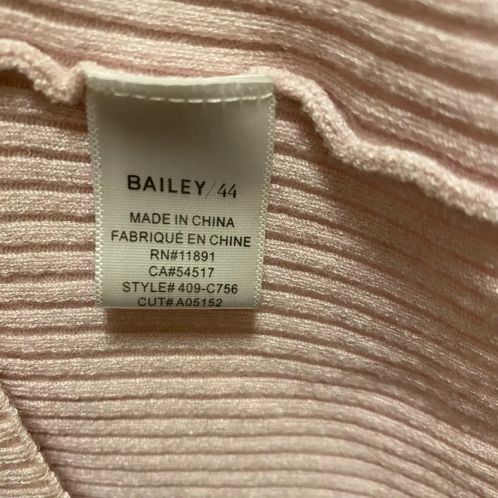 Bailey 44 Eye In The Sky Pink Faux Wrap Style Sweater Size L - Image 11