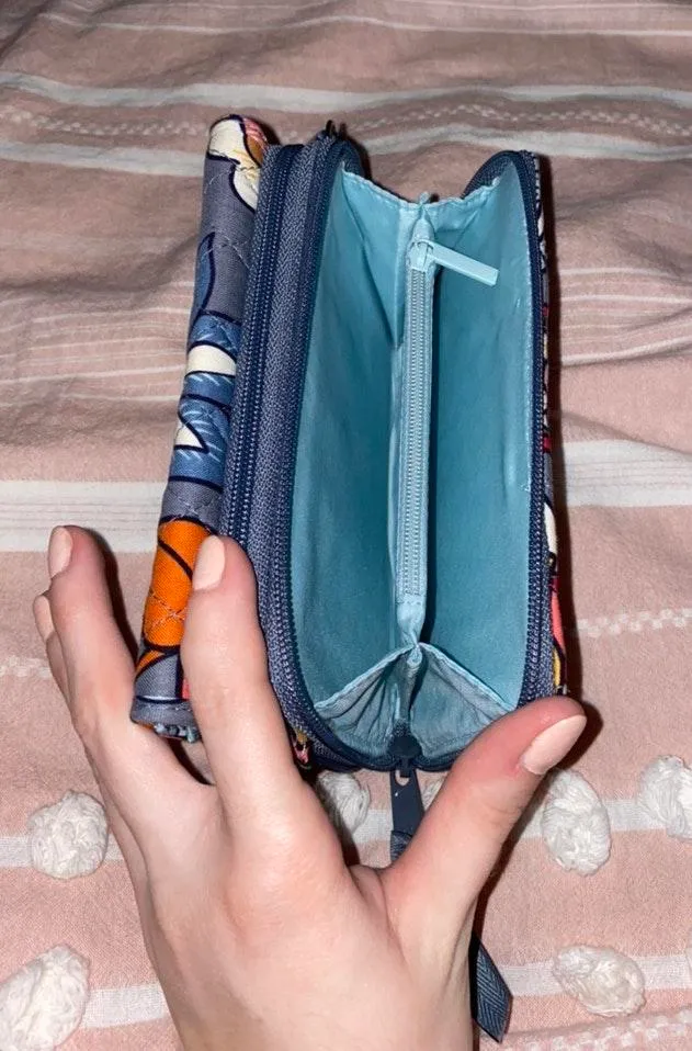 Vera Bradley Cross Body Wallet - Image 6