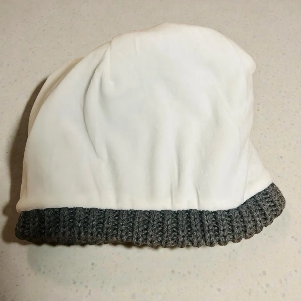 Northeast Outfitters Women’s Cozy Cabin Beanie Grey Diamond Texture NWT - Image 4