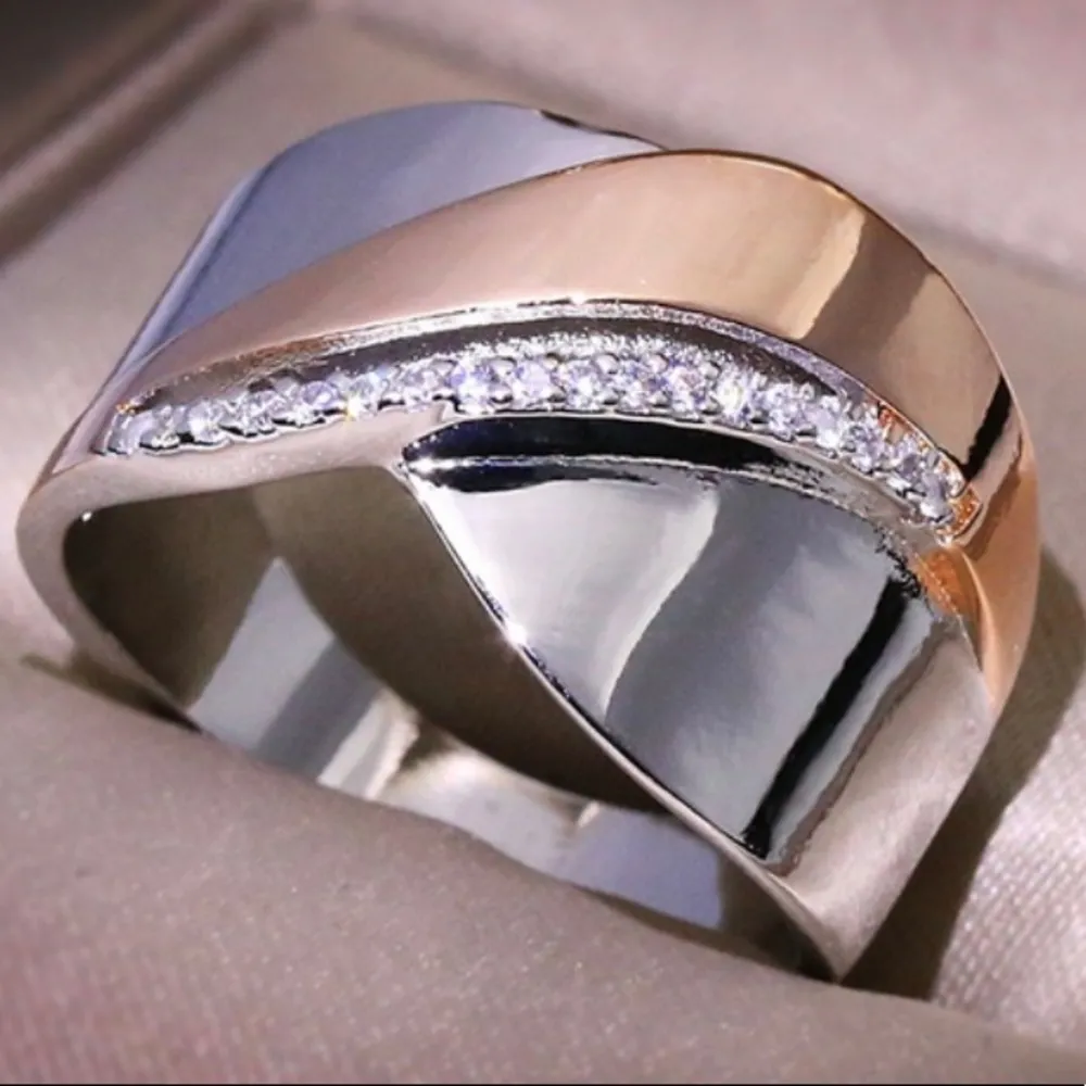 Silver Brass Crystals Fashion Ring - Image 2