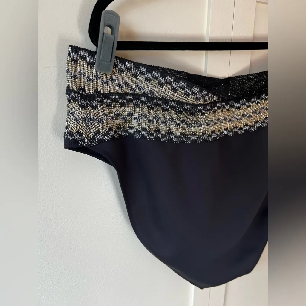 River Island Plus NWOT Bikini Bottom Black With‎ Gold Embroidered Detail Size 22 - Image 11