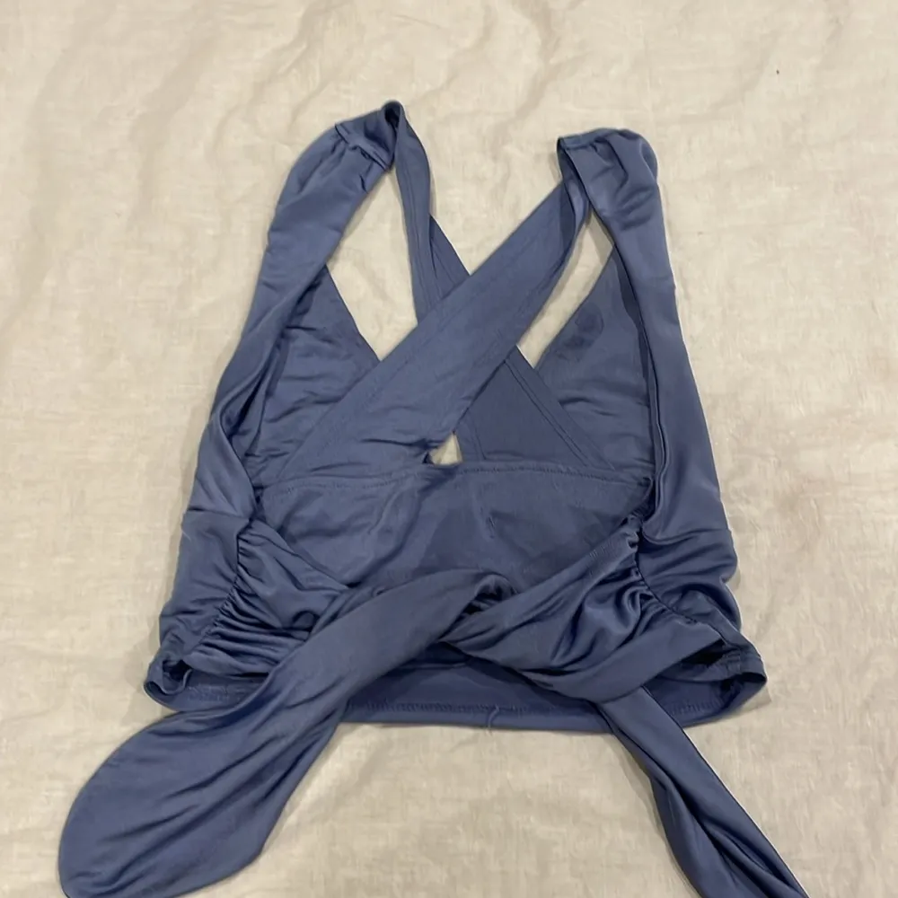 Urban outfitters plunging tieback tank top - Image 3