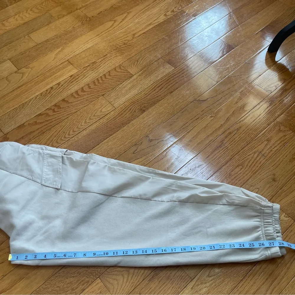 Better / Together Women's Baggy Cargo Fleece Sweat Pants Beige Lounge joggers L Size M - Image 10