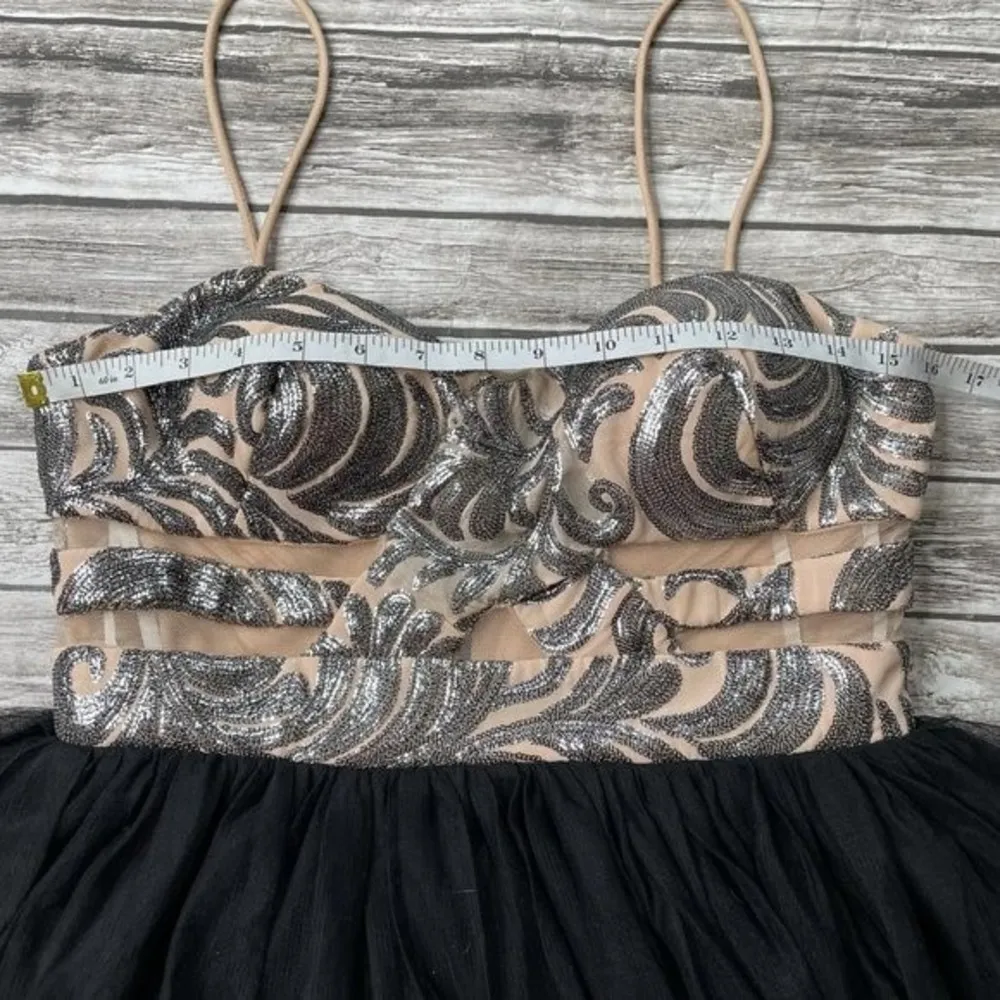 Blondie Nites by Stacy Sklar Formal Mini Dress 9 Black Nude Silver Sheer Sequins - Image 10