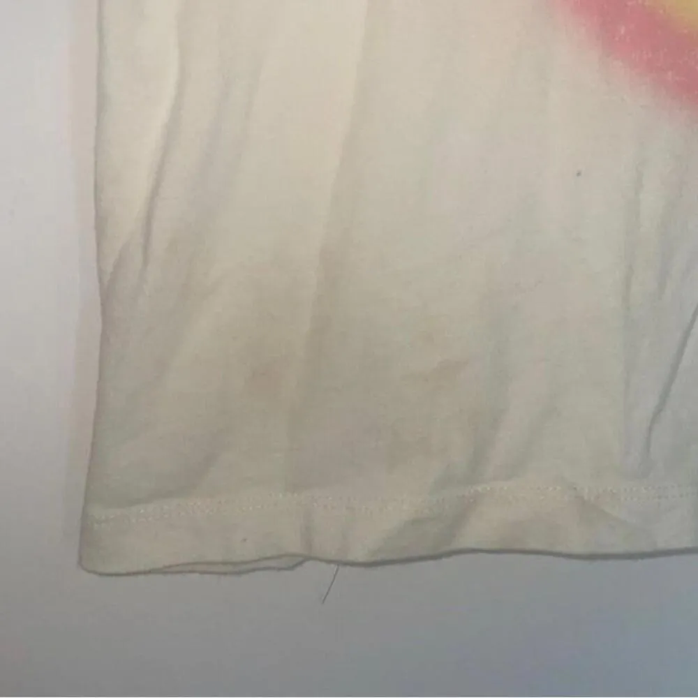 Faded yellow looney tunes rainbow graphic shirt top FLAWS - Image 4