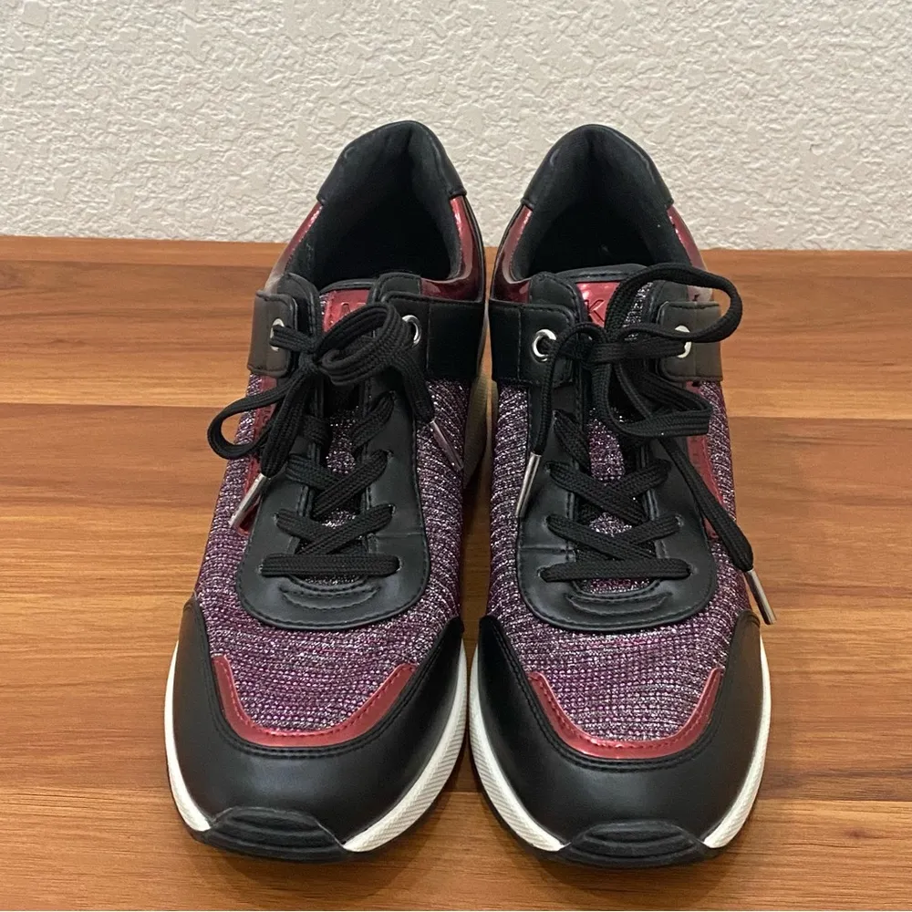 MICHAEL Michael Kors Georgie Trainer Wedge Sneakers Glitter Black/Red Size 7.5M - Image 2