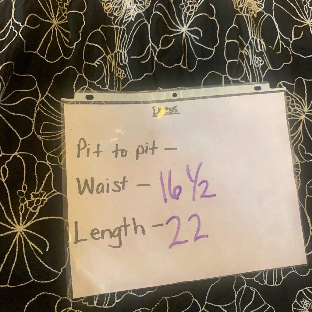 Chico's Skirt 2.5 Large 14 Black and White Embroidered Floral Skater Lined - Image 4