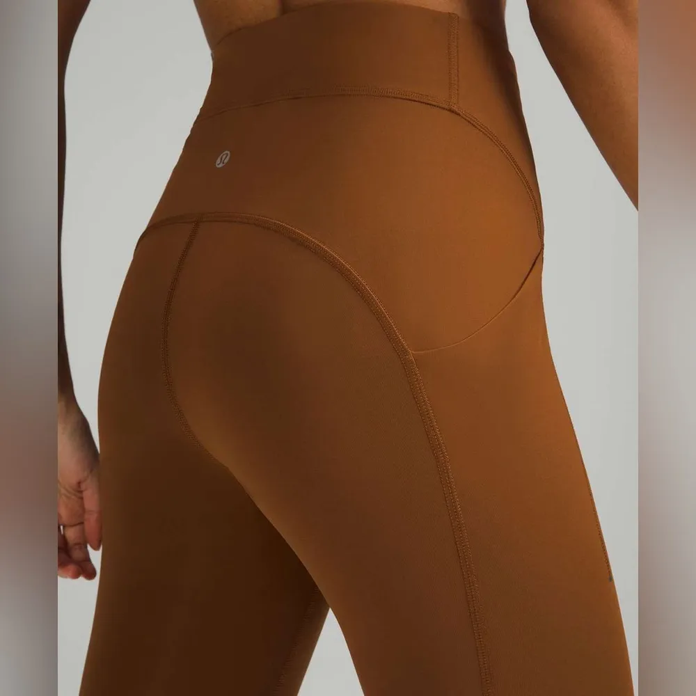 Lululemon Power Thru HR Tight - Image 4