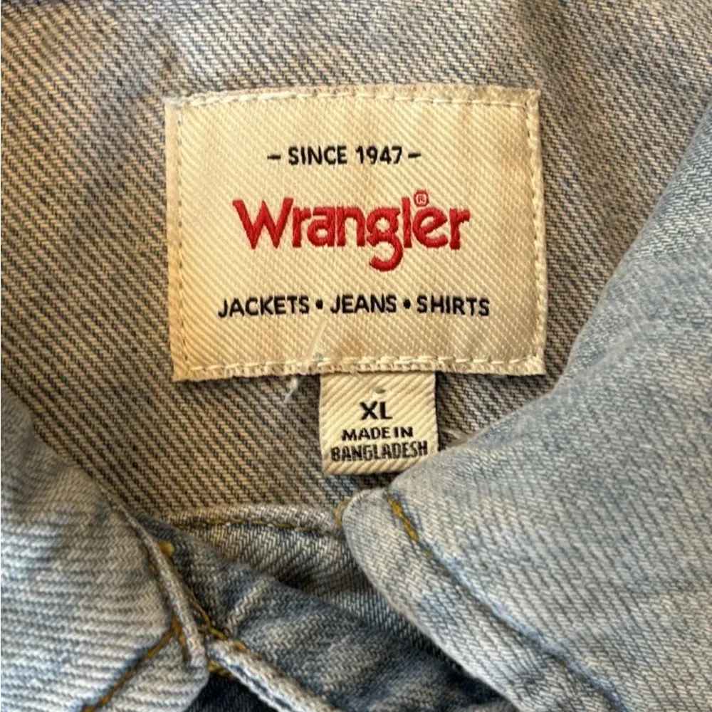 Women's Wrangler Oversized Western Cropped jacket size XL - Image 8