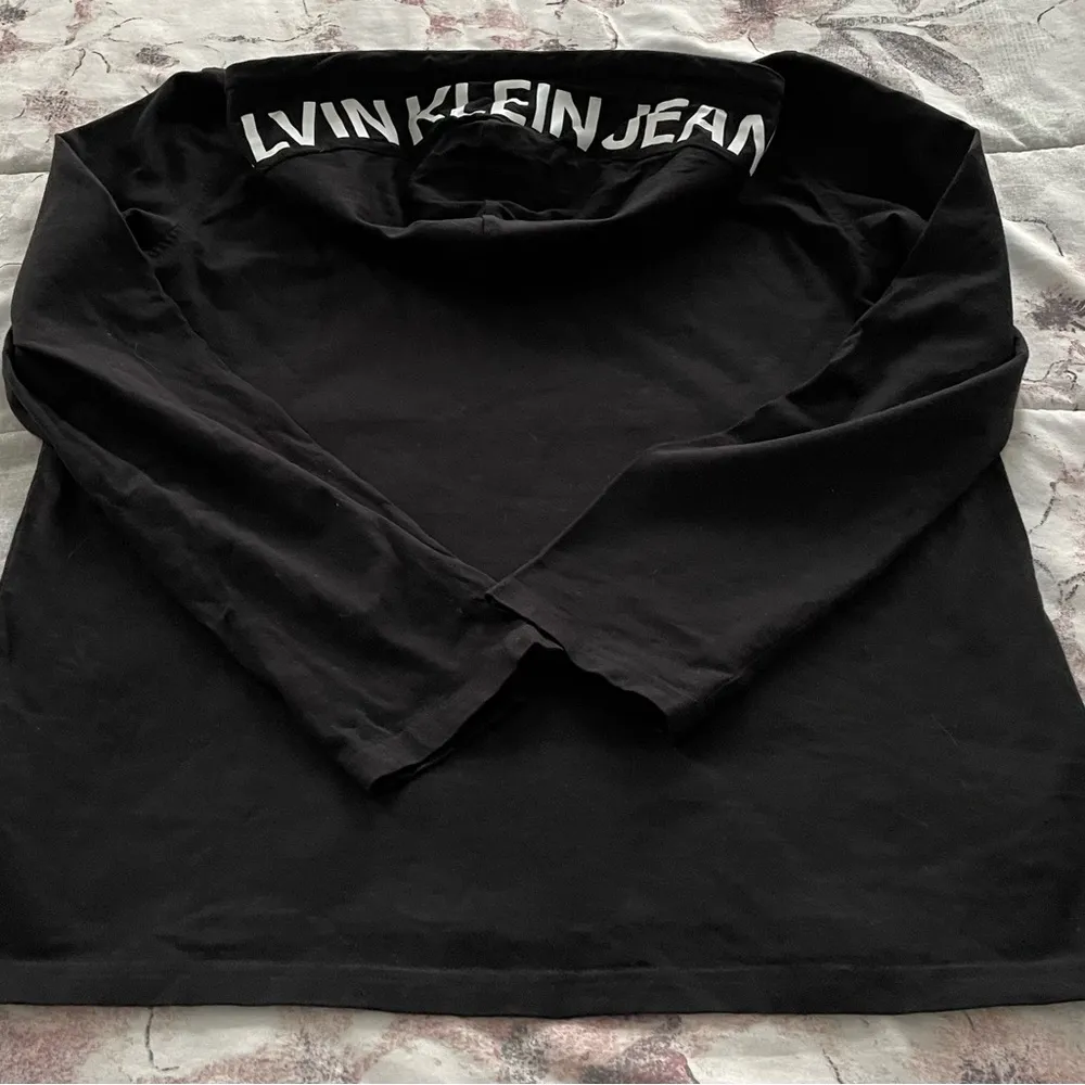 Calvin Klein Jeans Women’s Black 100% Cotton logo hoodie pullover sweater size M - Image 12