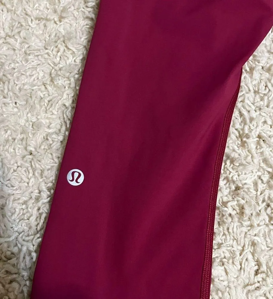 luluemon fast and free crops 19" marvel size 6 - Image 5