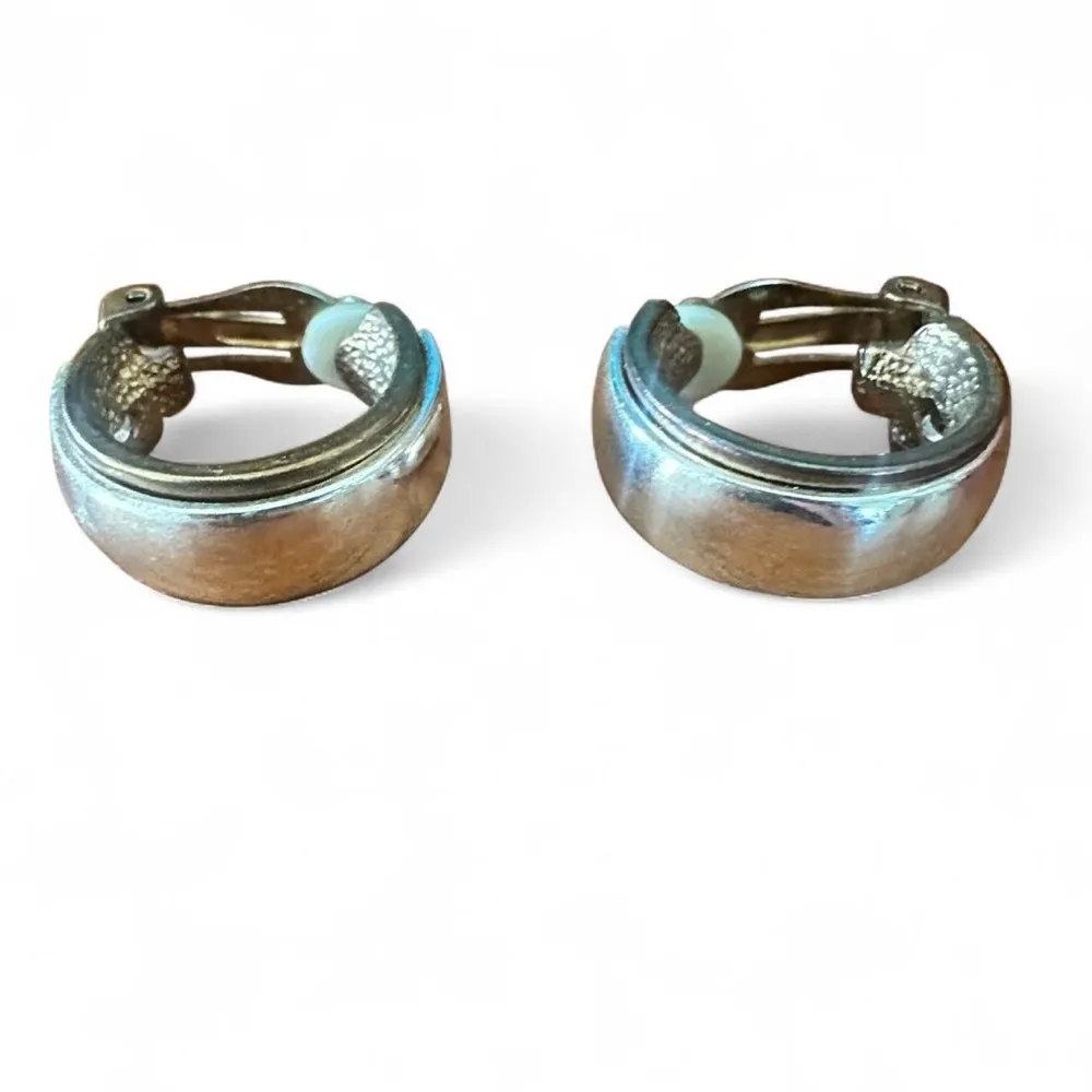 Vintage Silver Gold Clip On Chunky Hoop Earrings - Image 6
