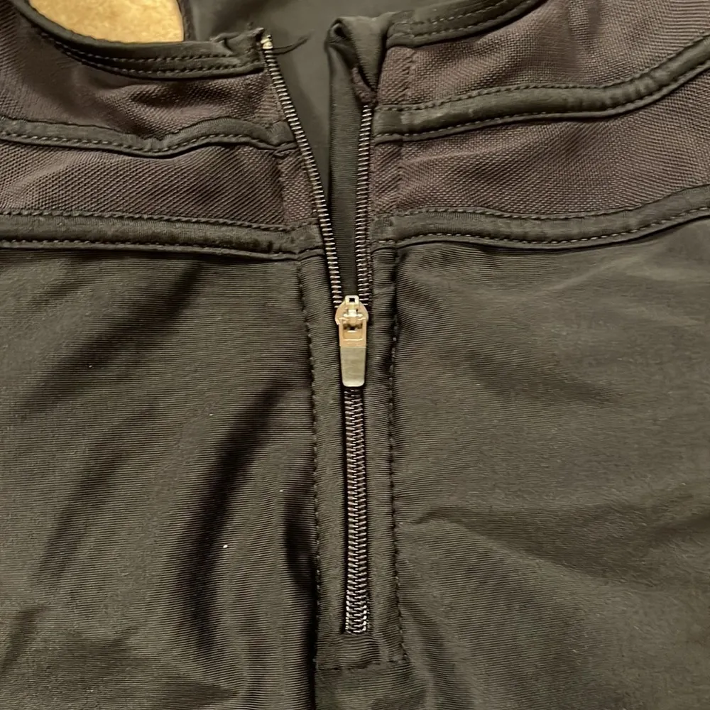 Black Racerback swim top Size medium - Image 2