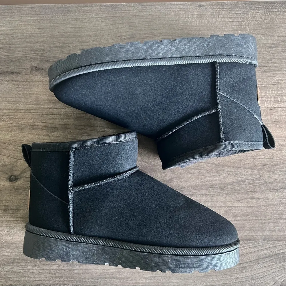 FASHION WEAR Sport Fur Lined Women's Ankle Boot Size 38 aka 7 #841 Black - Image 2