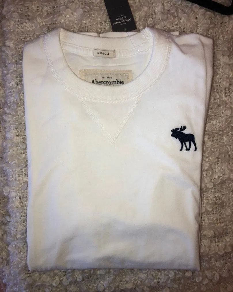 Tee Shirt Size L - Image 3